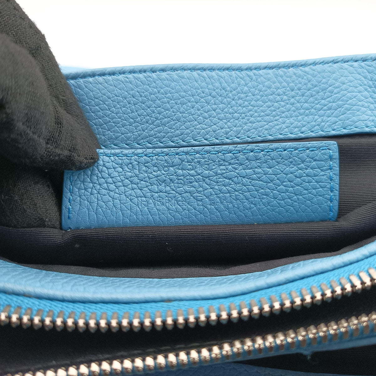 Pre-owned Balenciaga Le Dix Blue leather  shoulderbag | stylenewstar
