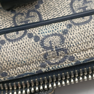 Vintage Gucci GG Supreme Business Beige×Navy PVC coated canvas×Leather 322287 handbag | stylenewstar