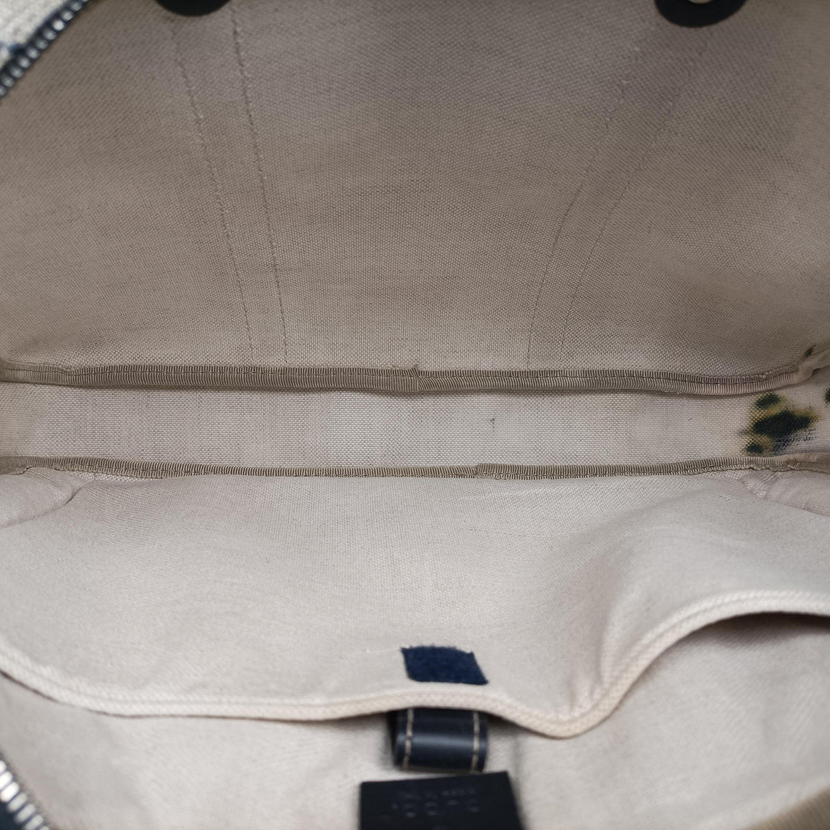 Vintage Gucci GG Supreme Business Beige×Navy PVC coated canvas×Leather 322287 handbag | stylenewstar