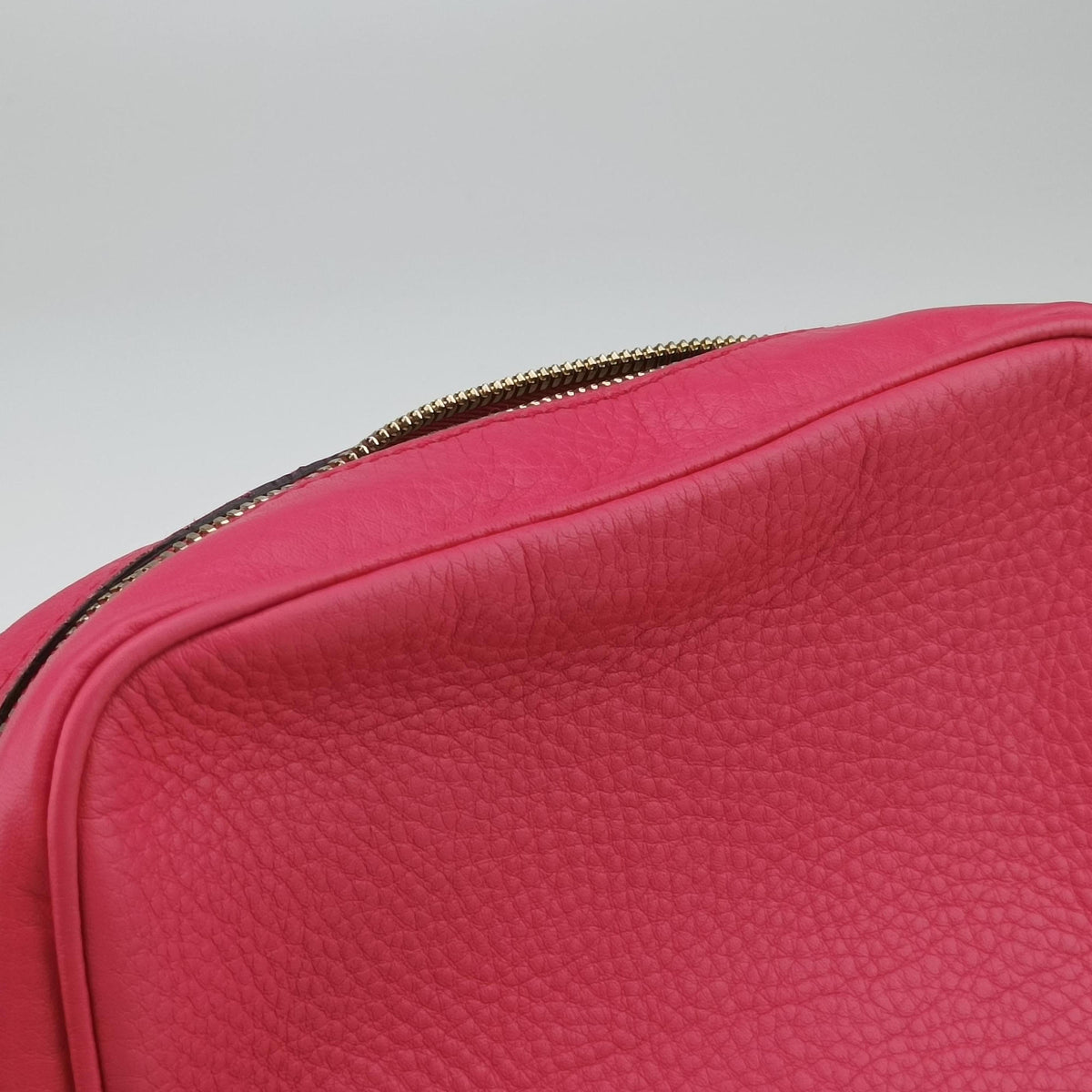 Pre-owned Gucci Soho Rose Leather 308364 shoulderbag | stylenewstar