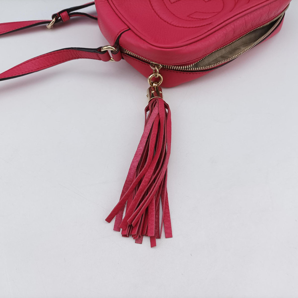 Pre-owned Gucci Soho Rose Leather 308364 shoulderbag | stylenewstar