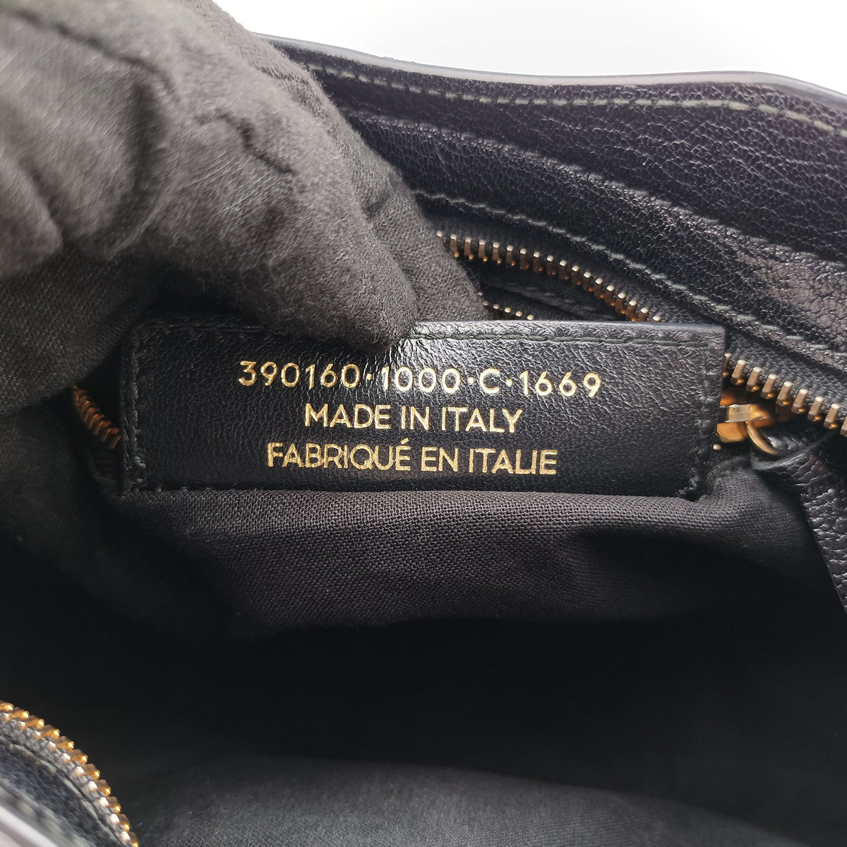 Pre-owned Balenciaga Classic City Black lambskin  shoulderbag | stylenewstar