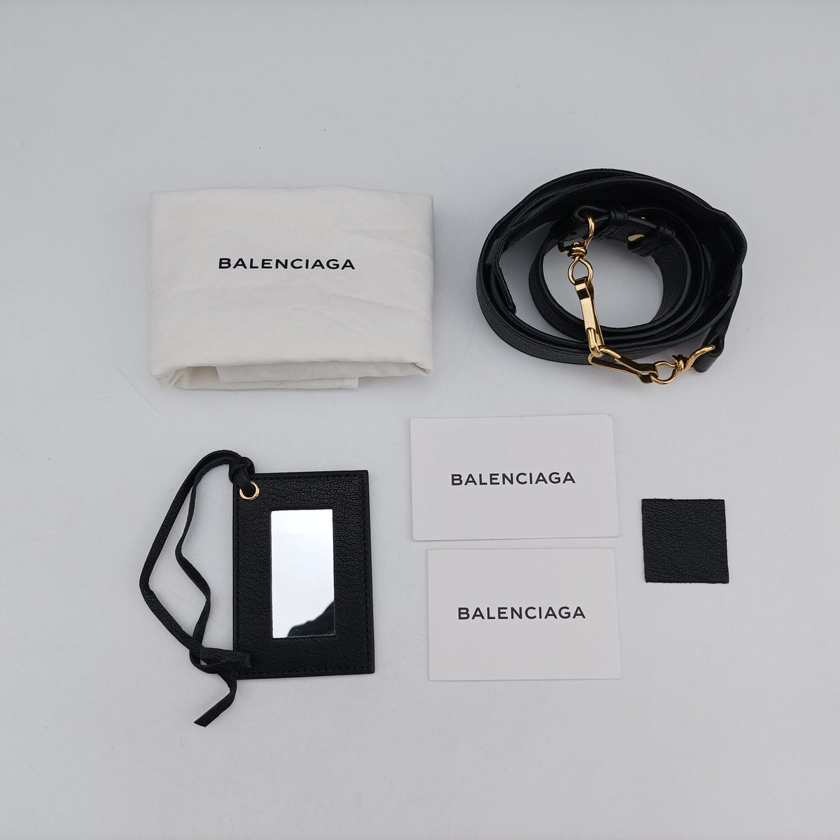 Pre-owned Balenciaga Classic City Black lambskin  shoulderbag | stylenewstar