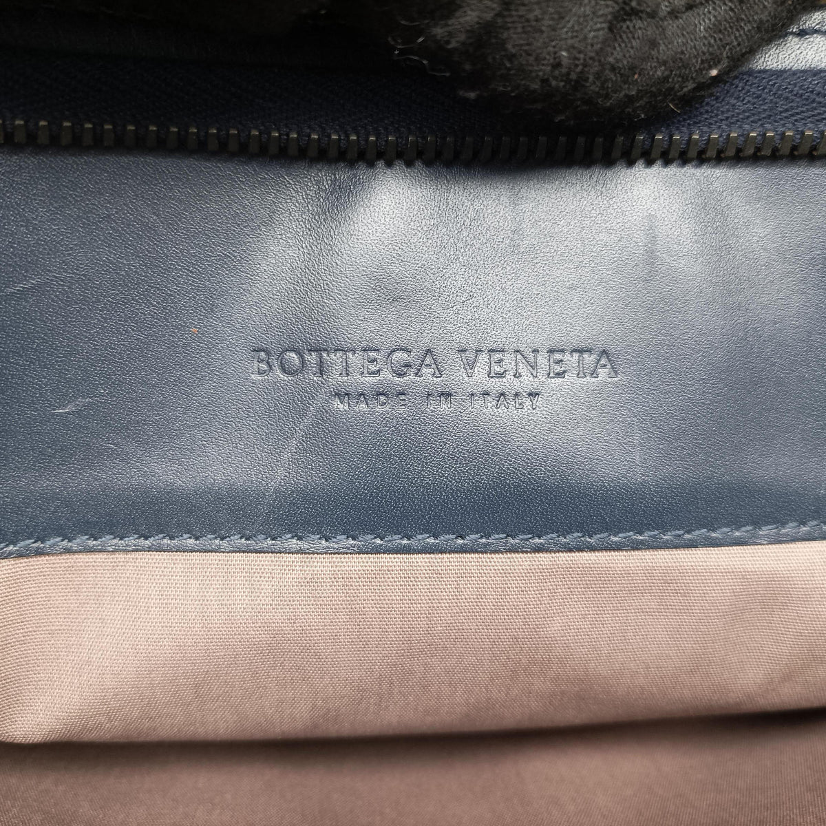 Pre-owned Bottega Veneta Intrecciato Navy lambskin  handbag | stylenewstar