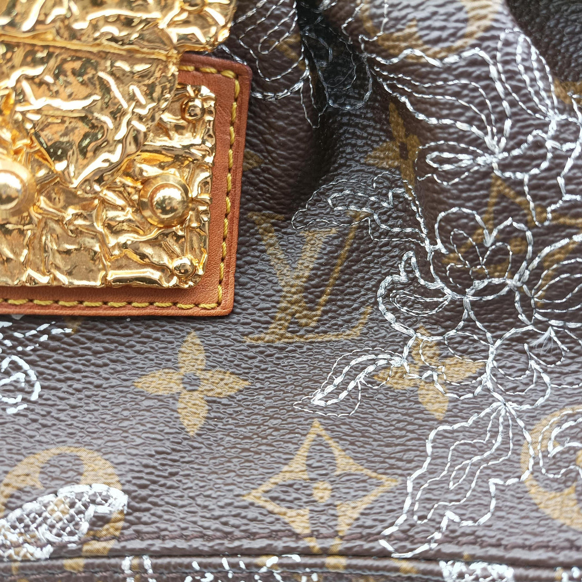 Secondhand Louis Vuitton Kirsten Brown Monogram Dentelle Kirsten M95403 shoulderbag | stylenewstar