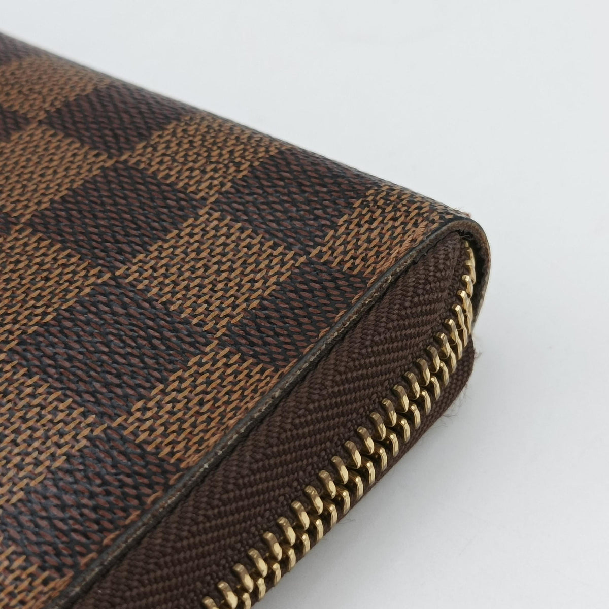 Pre-owned Louis Vuitton Zippy EBENE Damier Canvas N41661 long-wallet | stylenewstar