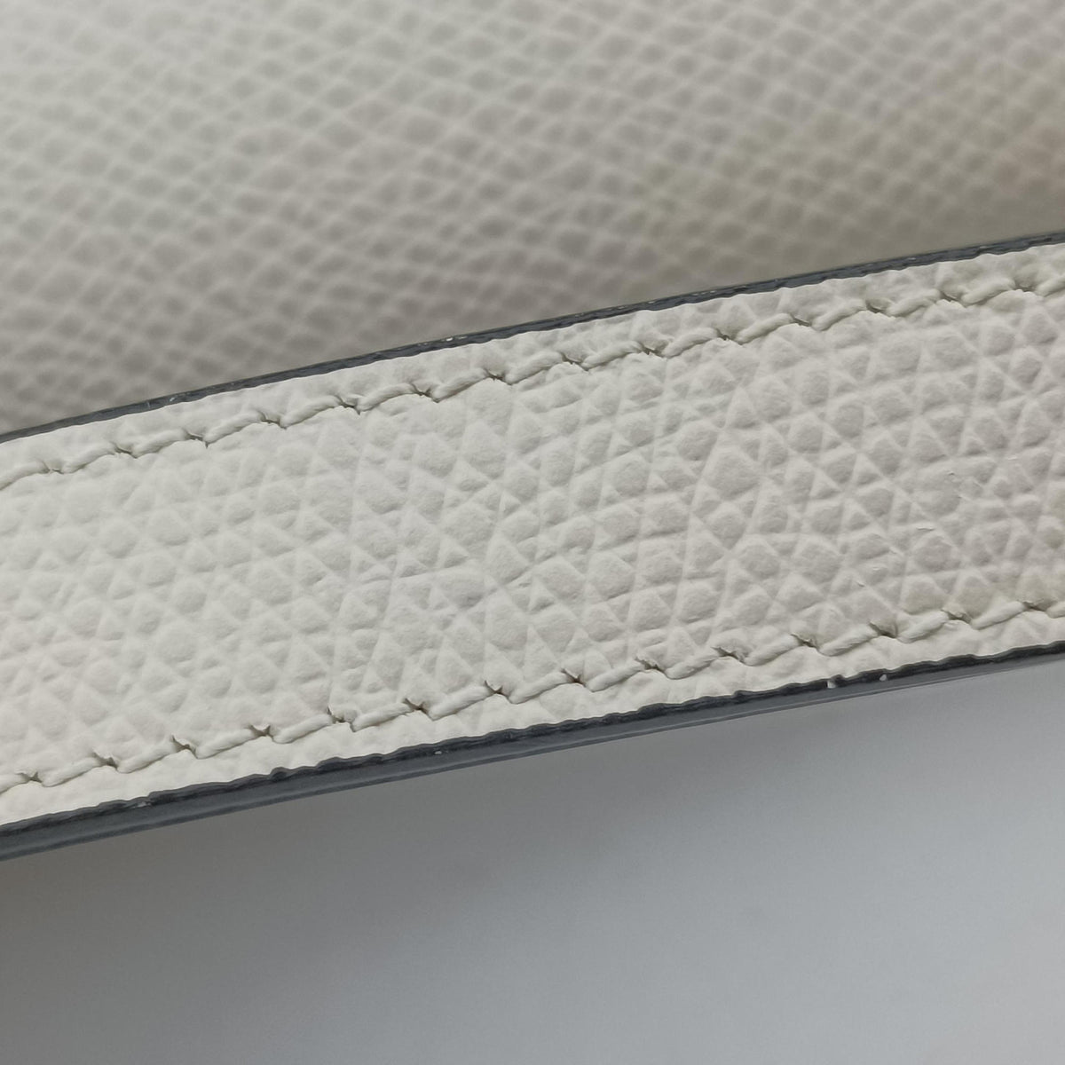 Pre-owned Christian Dior Saddle White Leather  handbag | stylenewstar