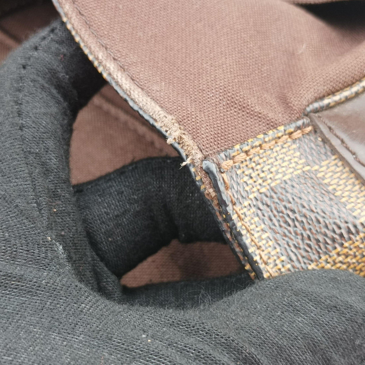 Pre-owned Louis Vuitton Bastille Messenger EBENE Damier Canvas N45258 crossbodybag | stylenewstar