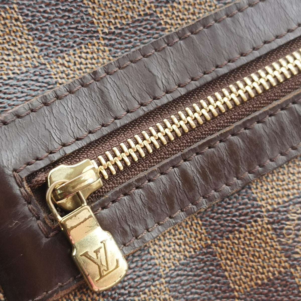 Pre-owned Louis Vuitton Bastille Messenger EBENE Damier Canvas N45258 crossbodybag | stylenewstar