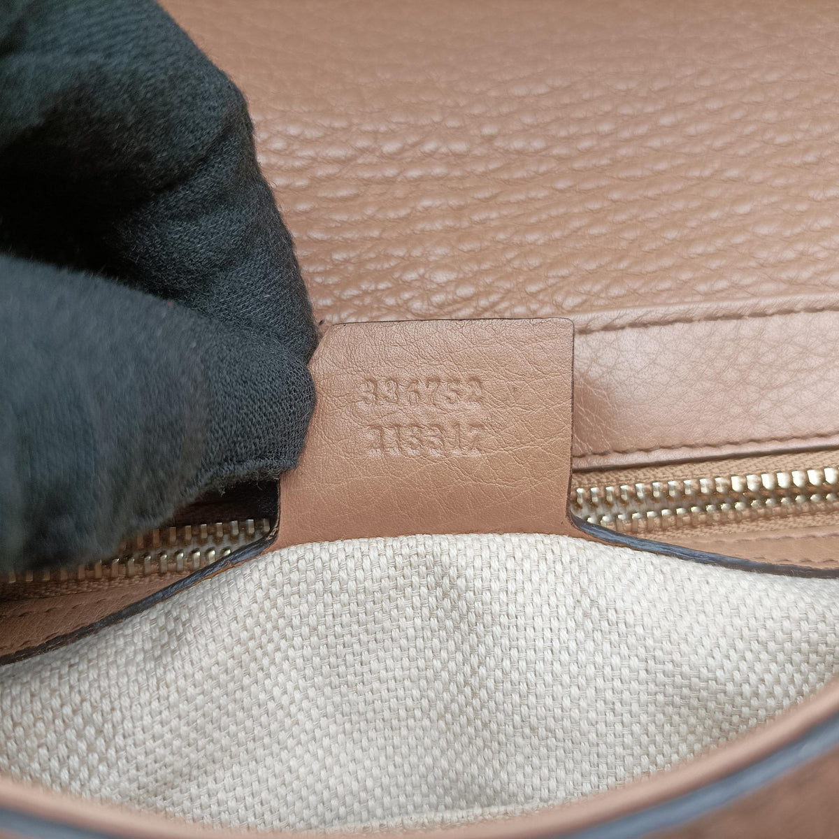 Pre-owned Gucci SOHO Beige Leather 336752 shoulderbag | stylenewstar
