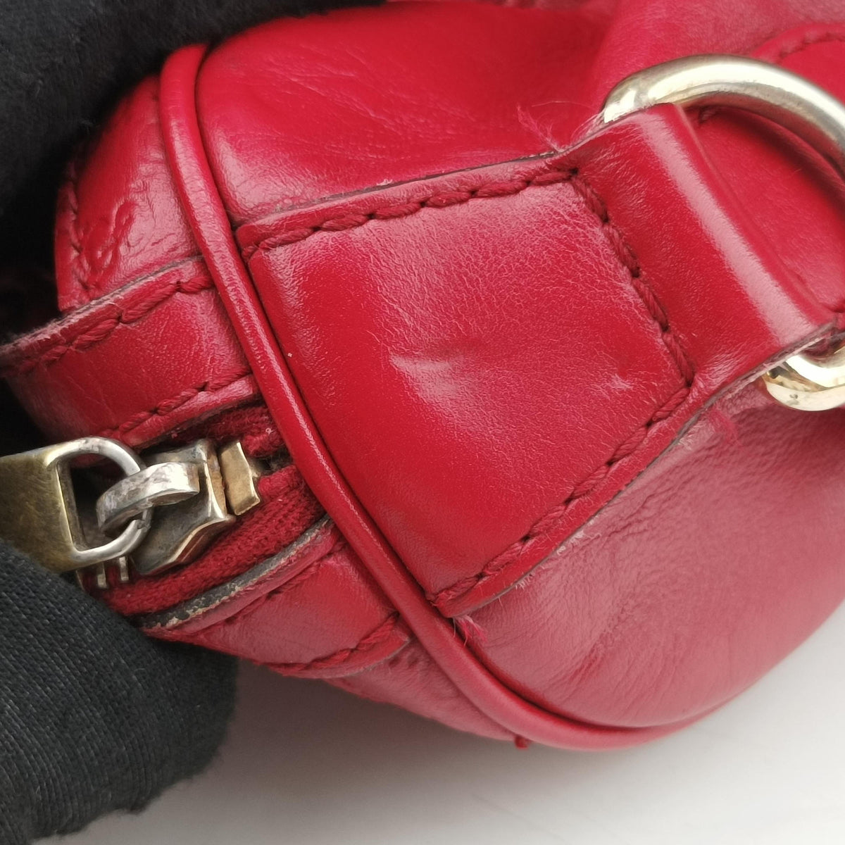Pre-owned Gucci Sherry Line Red Leather 247205 shoulderbag | stylenewstar