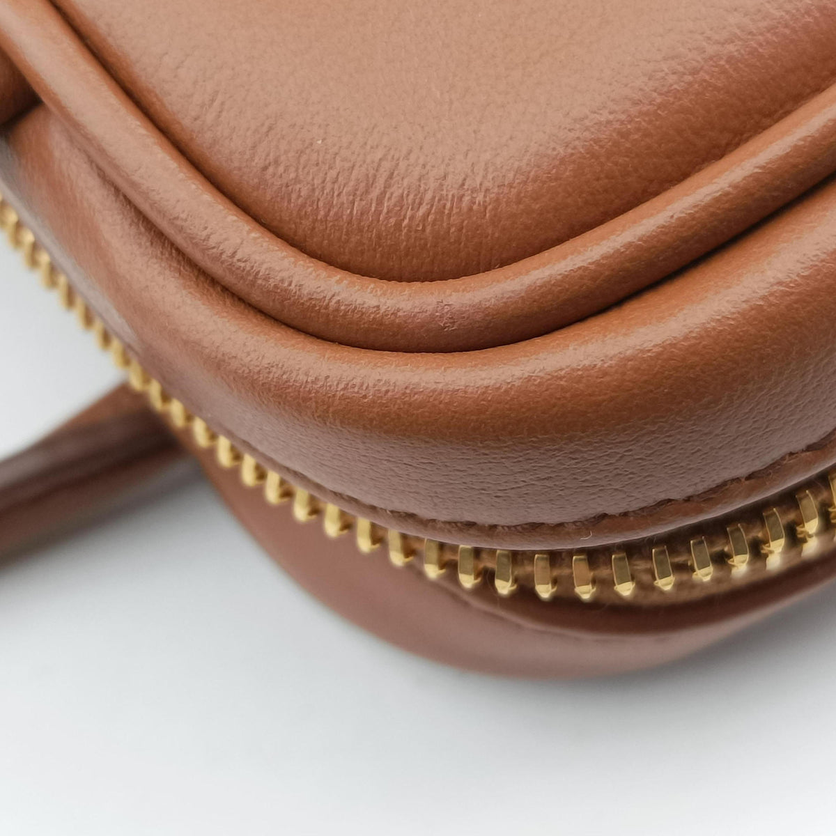 Pre-owned Miu Miu Beau Micro Brown Leather  handbag | stylenewstar