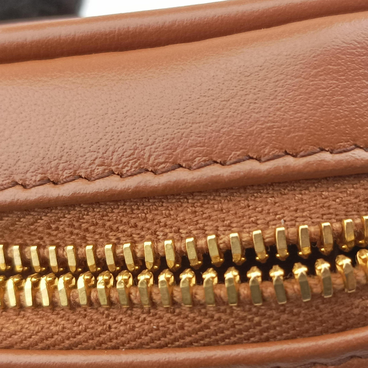 Pre-owned Miu Miu Beau Micro Brown Leather  handbag | stylenewstar