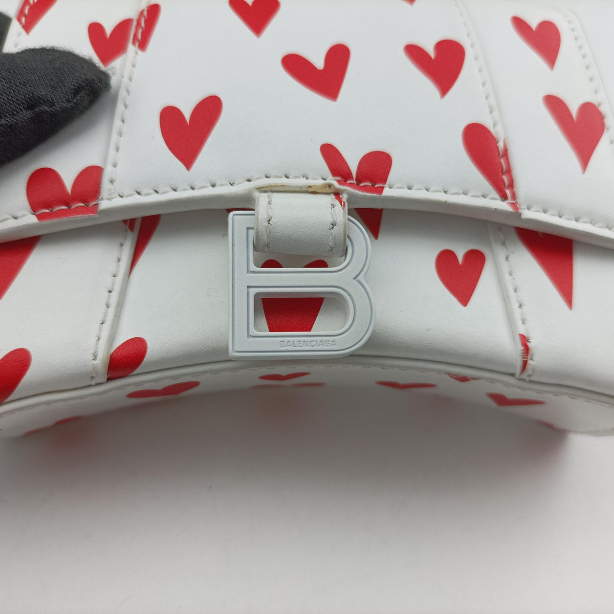Pre-owned Balenciaga Hourglass White×Red Leather  shoulderbag | stylenewstar