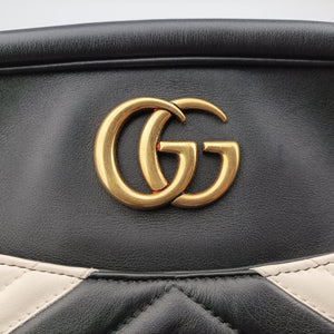Pre-owned Gucci GG Marmont Black×white Leather 443499 shoulderbag | stylenewstar