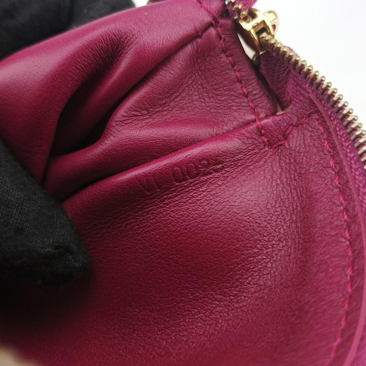 Pre-owned Louis Vuitton Charm Pochette Accessoires pink×multicolor leather×vinyl M95160 shoulderbag | stylenewstar
