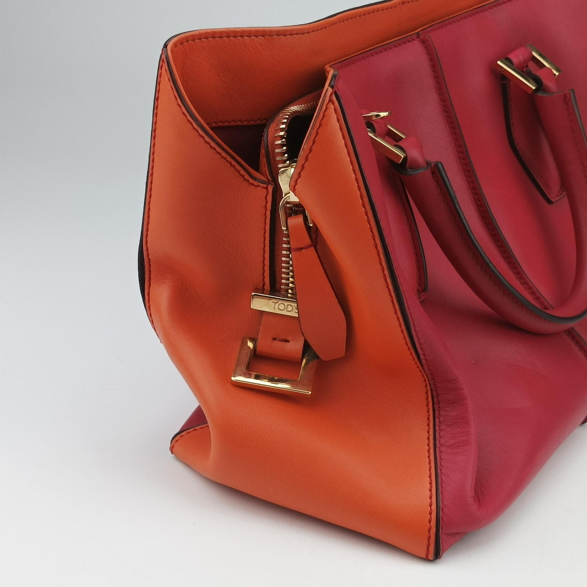 Vintage TODS D-Styling Red x Orange Leather  shoulderbag | stylenewstar
