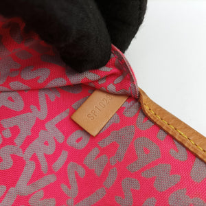 Secondhand Louis Vuitton Neverfull GM Pink × Brown Monogram Graffiti M93701 handbag | stylenewstar