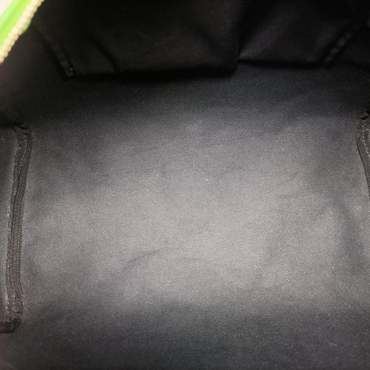 Vintage Gucci UNICEF Joy Green x White x Black PVC coated canvas 189895 handbag | stylenewstar