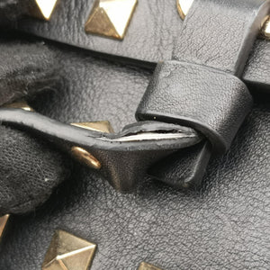 Pre-owned Valentino Rockstud Black Leather  shoulderbag | stylenewstar