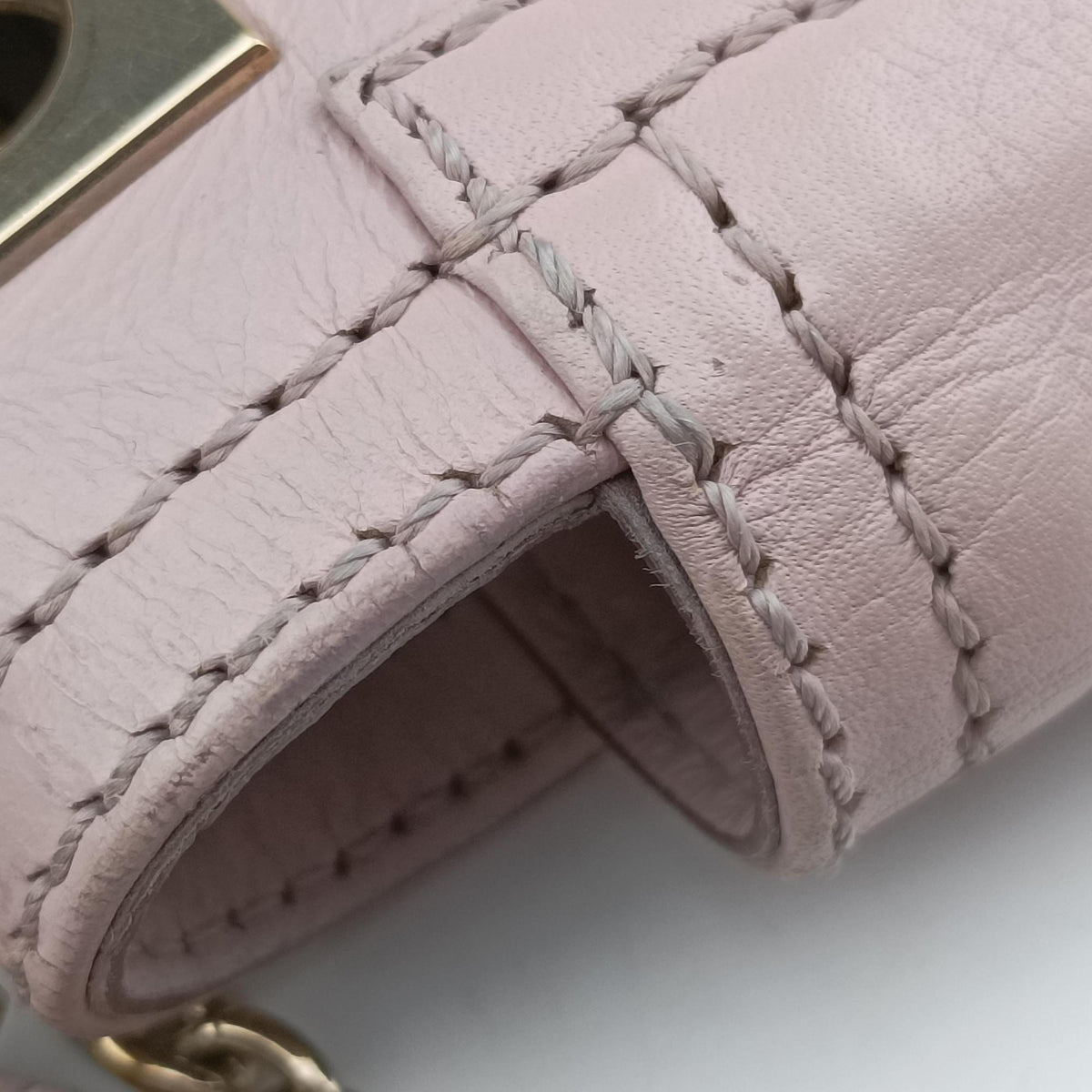 Pre-owned Fendi Baguette Chain Flap Pink Leather 8BT139 shoulderbag | stylenewstar
