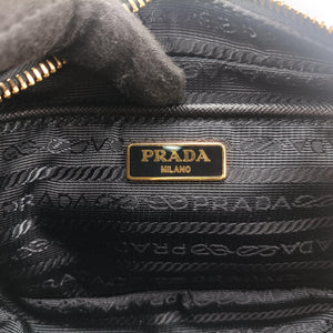 Vintage Prada Ribbon Mini Pochette Black SAFFIANO Leather 1NF674 clutchbag | stylenewstar