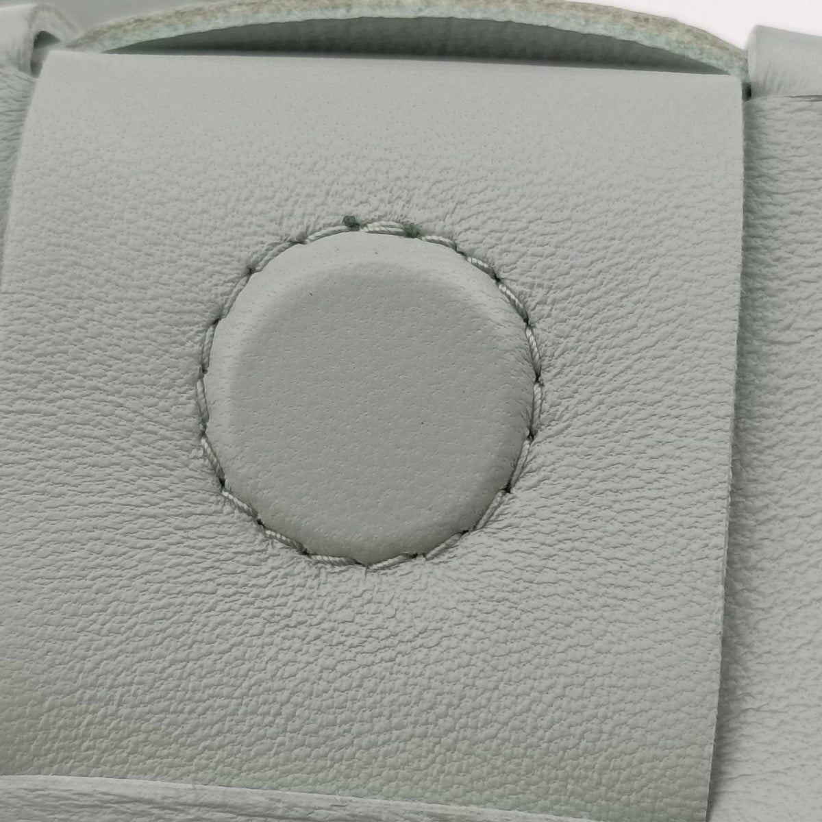 Pre-owned Bottega Veneta candy cassette Light Green lambskin  shoulderbag | stylenewstar