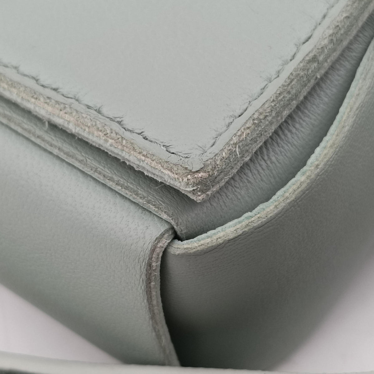 Pre-owned Bottega Veneta candy cassette Light Green lambskin  shoulderbag | stylenewstar