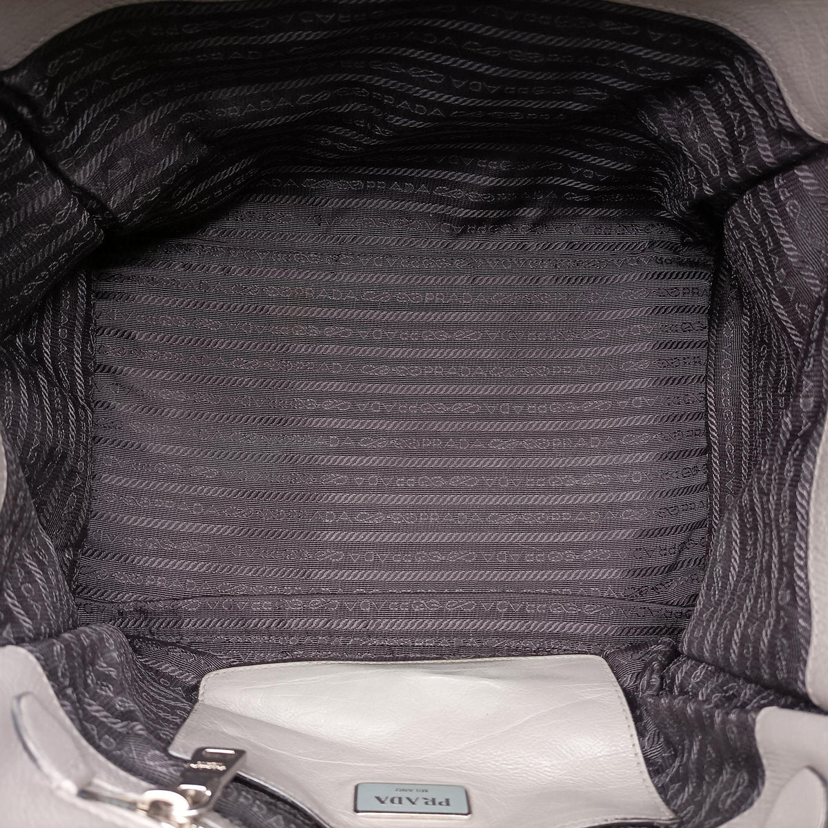 Secondhand Prada Glace Twin Pocket Tote Grey leather B2625M handbag | stylenewstar