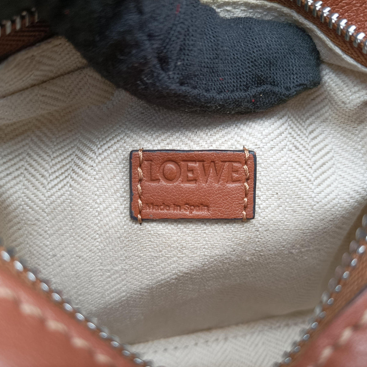 Pre-owned Loewe Puzzle Brown Leather  shoulderbag | stylenewstar