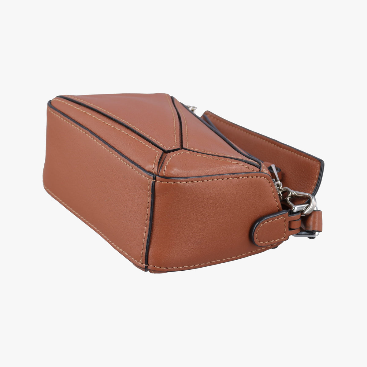 Pre-owned Loewe Puzzle Brown Leather  shoulderbag | stylenewstar