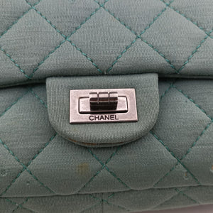 Pre-owned Chanel 2.55 Matelasse Green Fabric A66985 shoulderbag | stylenewstar