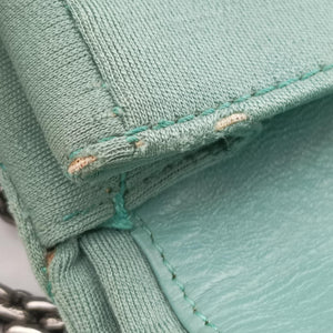 Pre-owned Chanel 2.55 Matelasse Green Fabric A66985 shoulderbag | stylenewstar