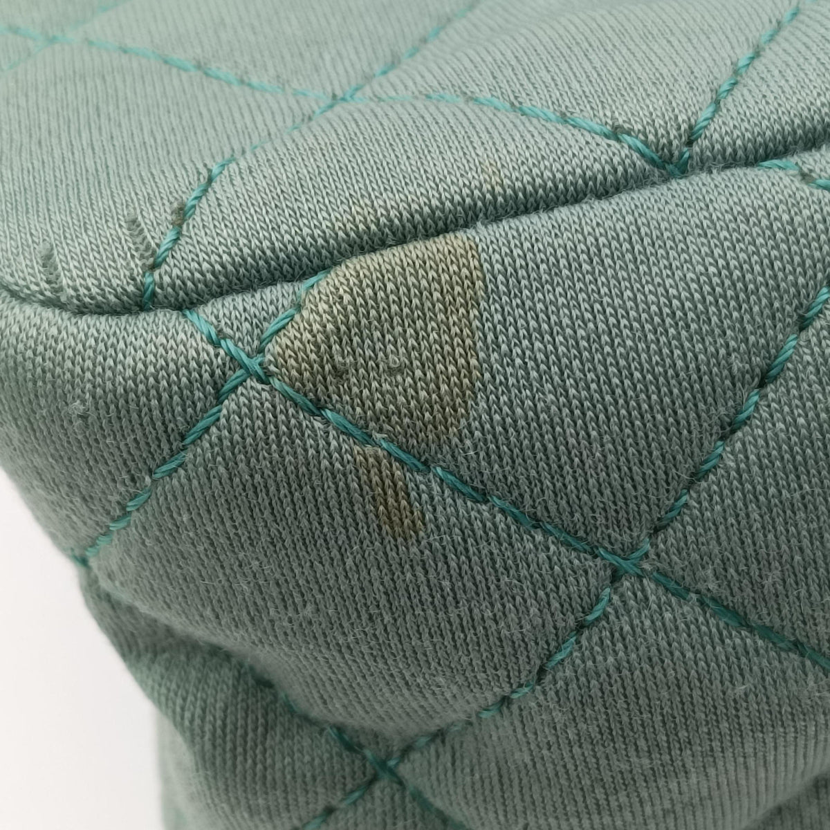Pre-owned Chanel 2.55 Matelasse Green Fabric A66985 shoulderbag | stylenewstar