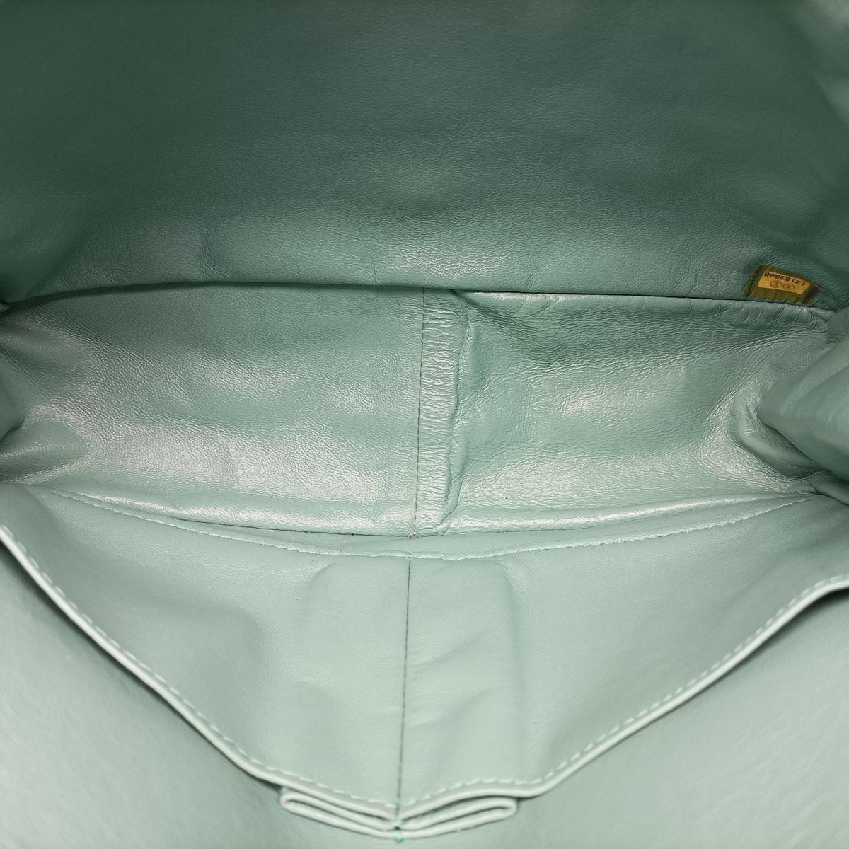 Pre-owned Chanel 2.55 Matelasse Green Fabric A66985 shoulderbag | stylenewstar