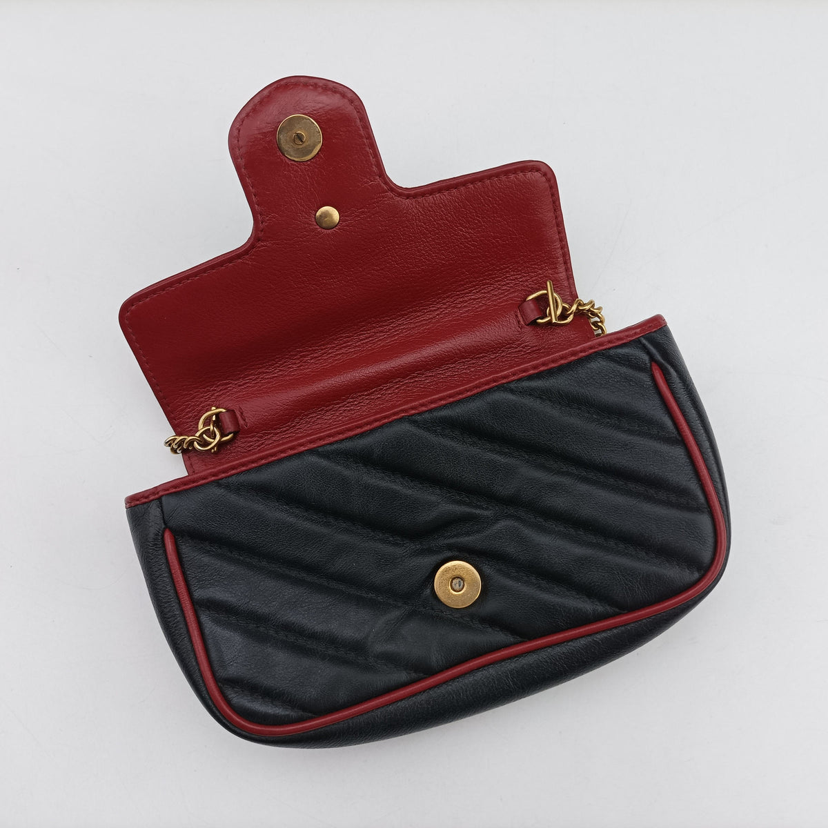 Pre-owned Gucci GG Marmont Black Leather 574969 shoulderbag | stylenewstar