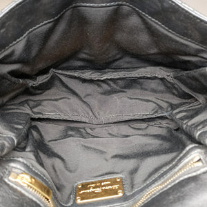 Pre-owned Ferragamo Vara Quilted Black Leather  shoulderbag | stylenewstar