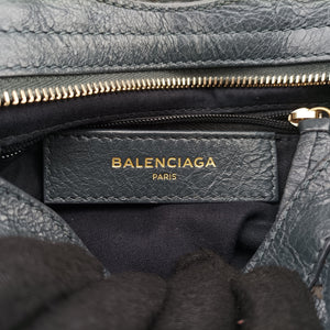 Pre-owned Balenciaga Classic City Grey lambskin  shoulderbag | stylenewstar