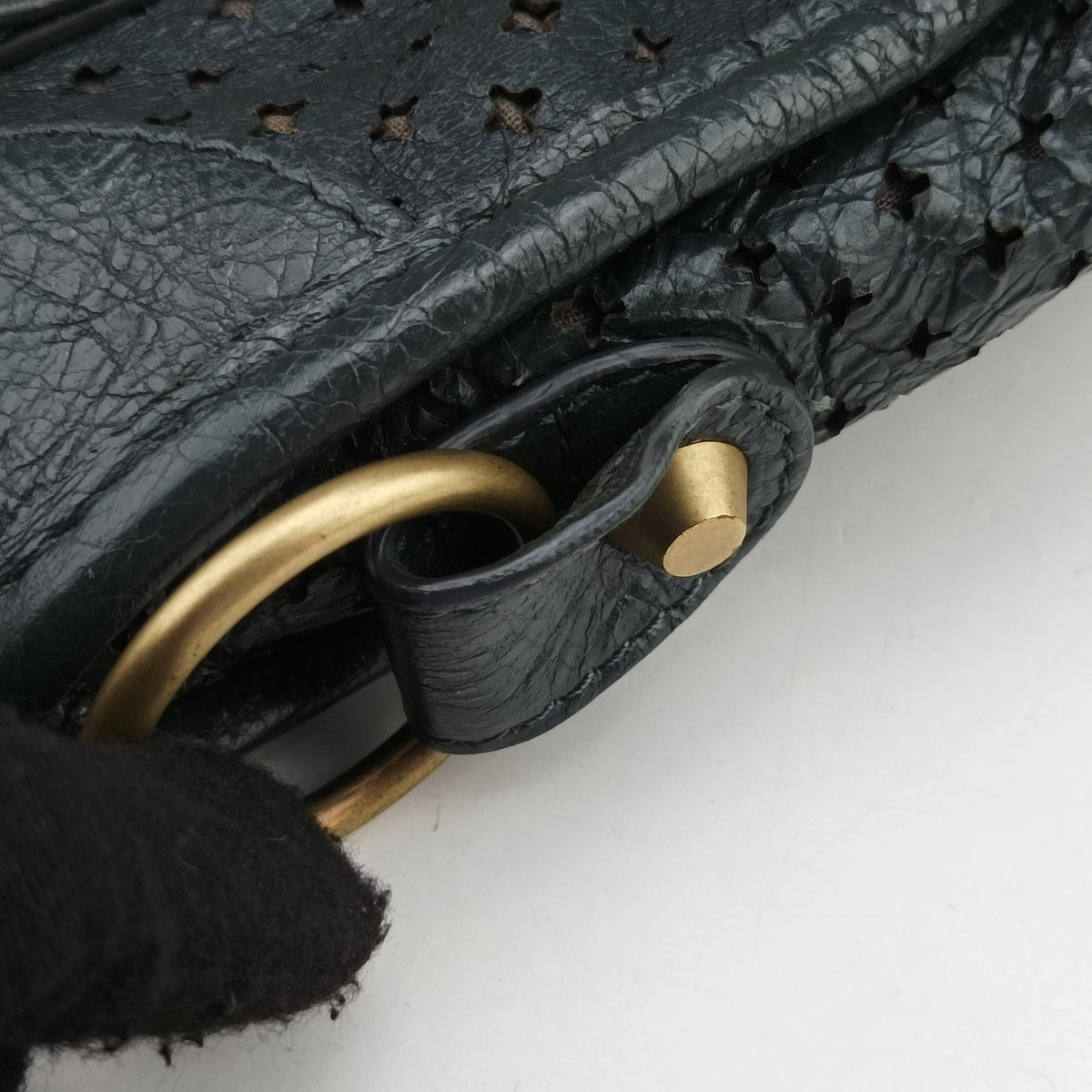 Pre-owned Balenciaga Classic City Grey lambskin  shoulderbag | stylenewstar