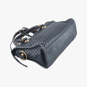 Pre-owned Balenciaga Classic City Grey lambskin  shoulderbag | stylenewstar