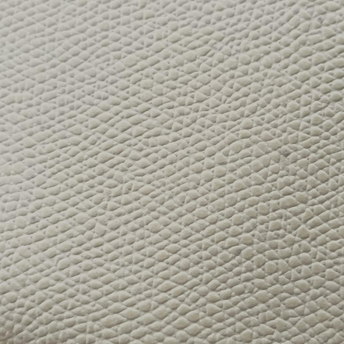Pre-owned Valextra Serie Esse Mini White Leather  shoulderbag | stylenewstar