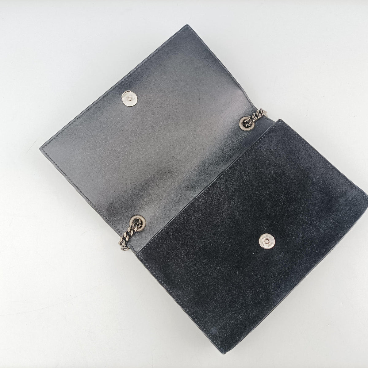 Secondhand Yves Saint Laurent Kate Star Black Suede 471286 shoulderbag | stylenewstar