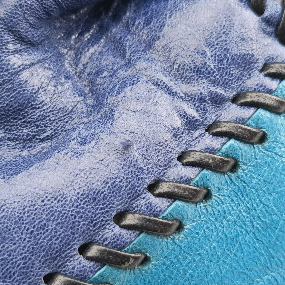 Pre-owned Balenciaga Sunday Tote Blue Leather  handbag | stylenewstar