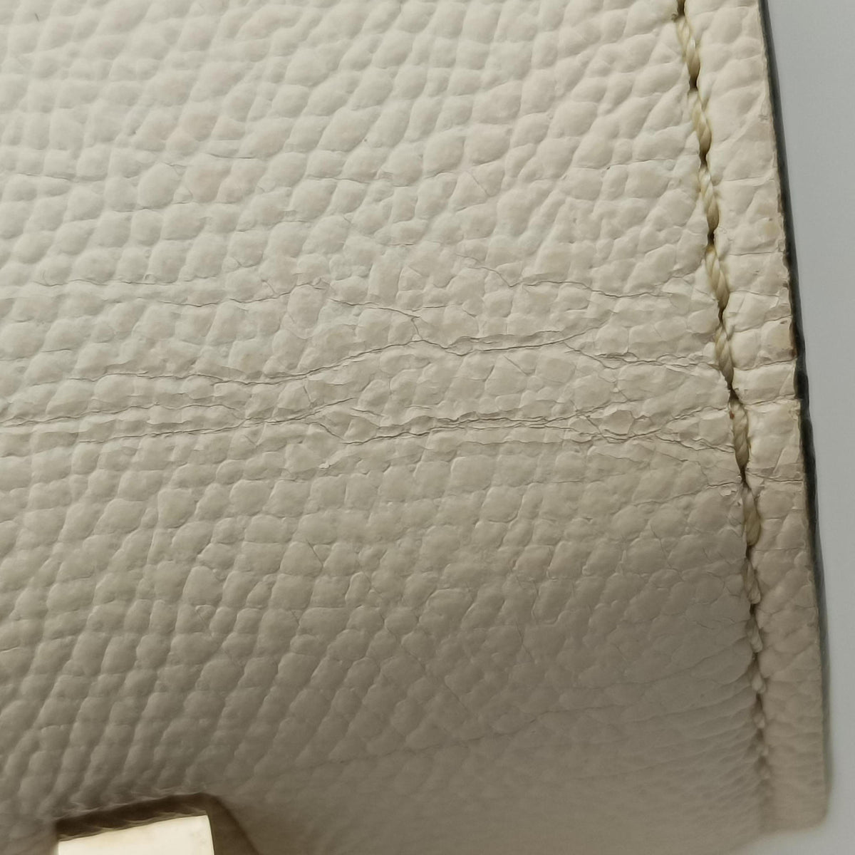Pre-owned Valextra Iside White × Black Leather  shoulderbag | stylenewstar