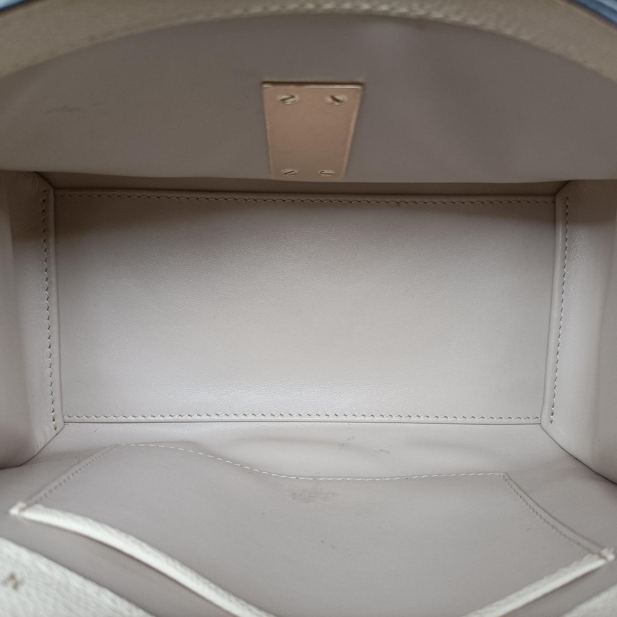 Pre-owned Valextra Iside White × Black Leather  shoulderbag | stylenewstar