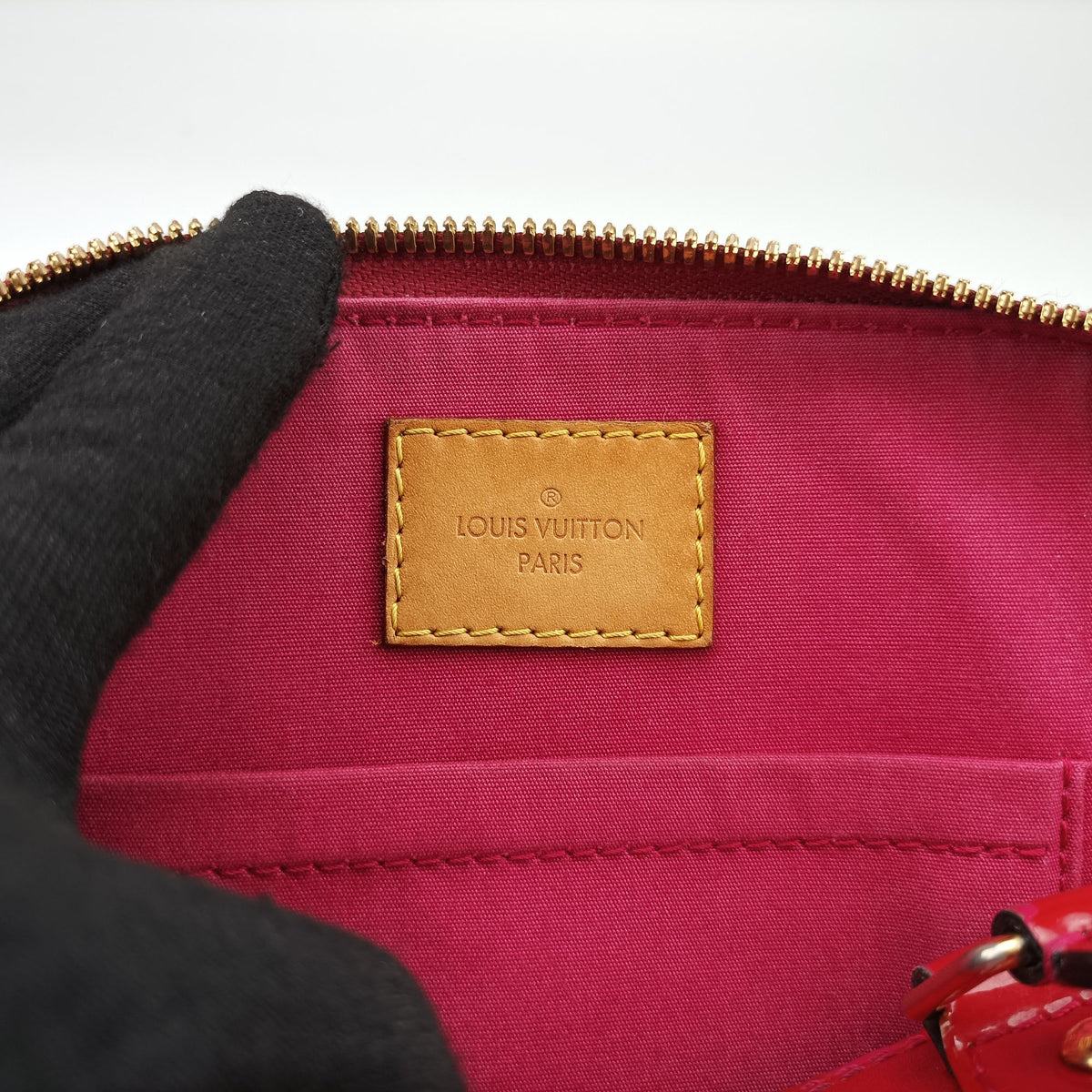 Pre-owned Louis Vuitton Alma BB pomme d'amour Vernis M90174 shoulderbag | stylenewstar