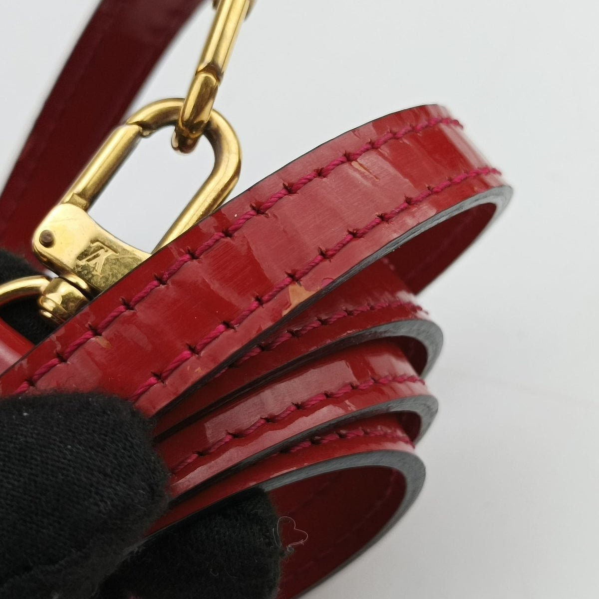 Pre-owned Louis Vuitton Alma BB pomme d'amour Vernis M90174 shoulderbag | stylenewstar