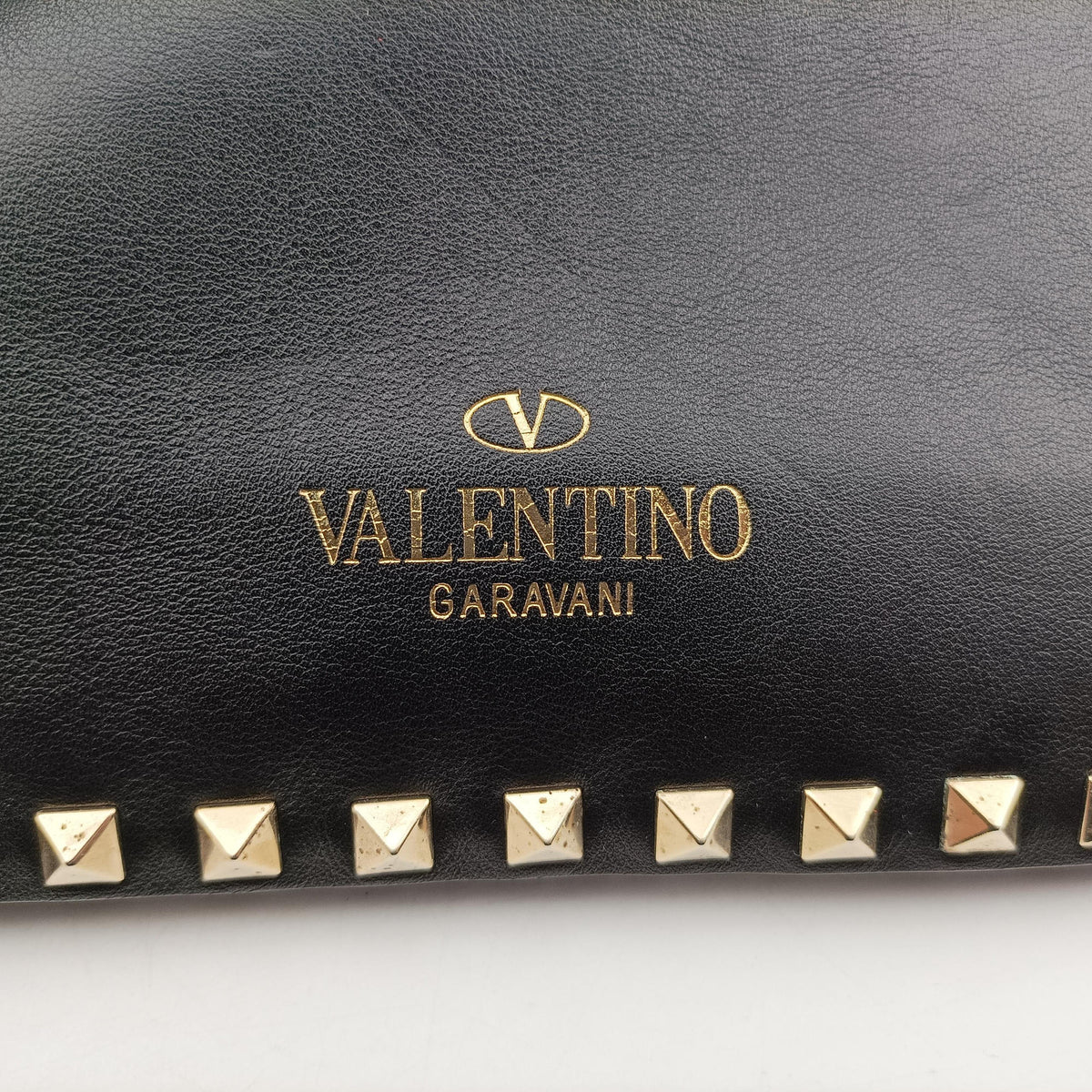 Pre-owned Valentino Rockstud Black Leather  shoulderbag | stylenewstar