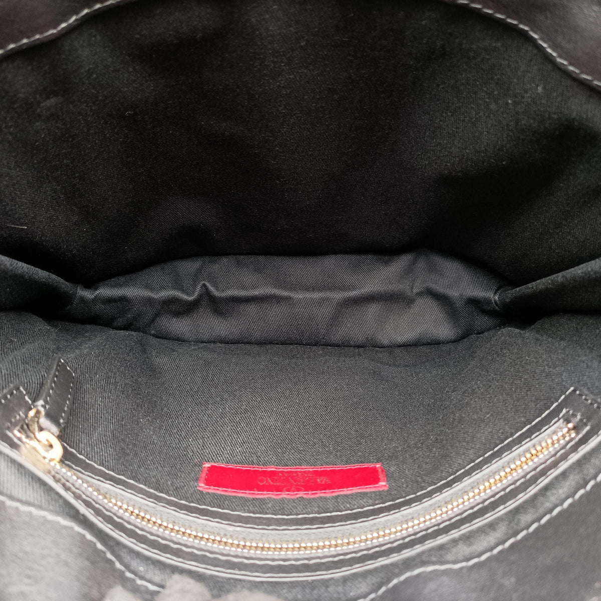 Pre-owned Valentino Rockstud Black Leather  shoulderbag | stylenewstar
