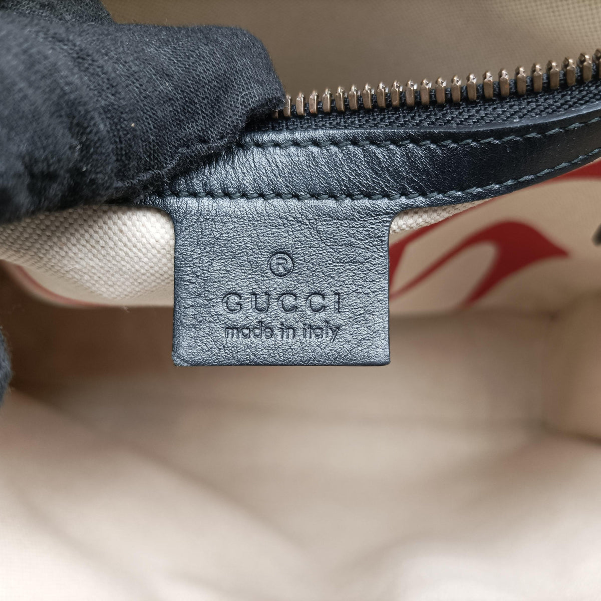 Vintage Gucci GG Supreme Bee beige×black PVC coated canvas×Leather 450950 shoulderbag | stylenewstar